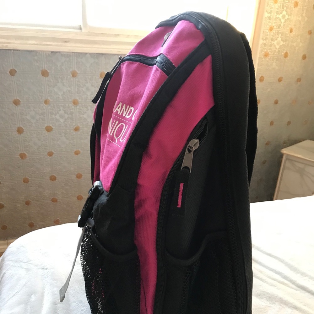 Beautiful 🎒 backpack - Picture 2 of 10